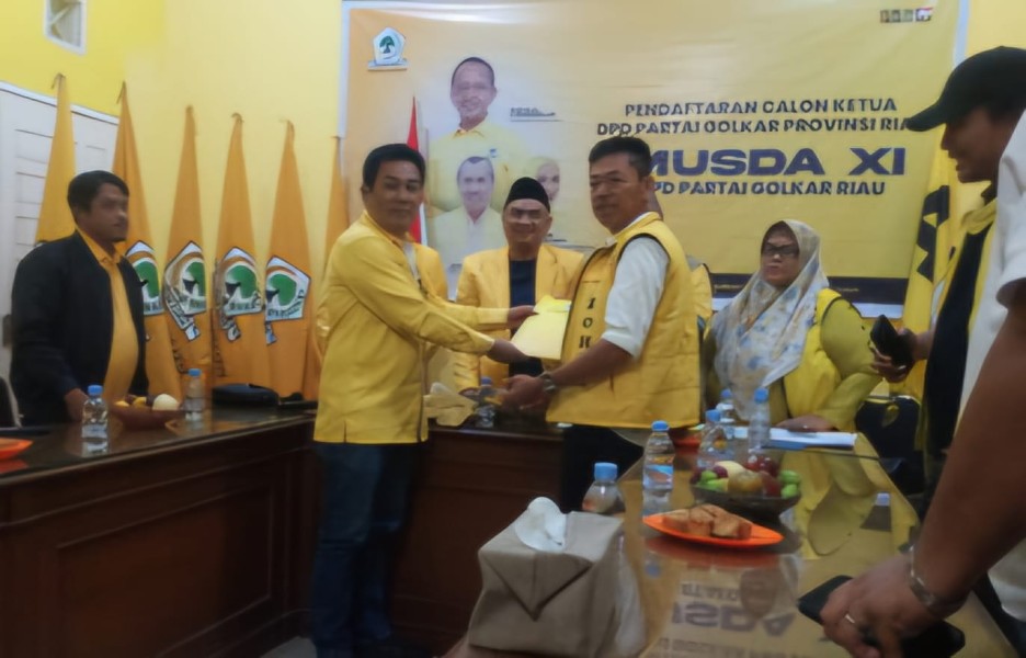 Kembalikan Formulir, Afrizal Sintong Klaim Didukung 12 DPD II Golkar se-Riau