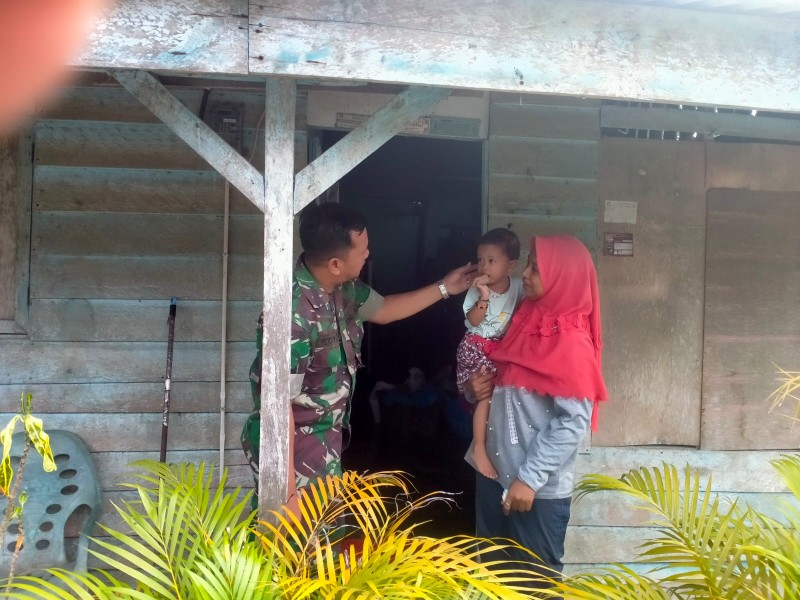 Babinsa Koramil 04/Perawang Aktif Data Anak Stunting di Kampung Tasik Seminai