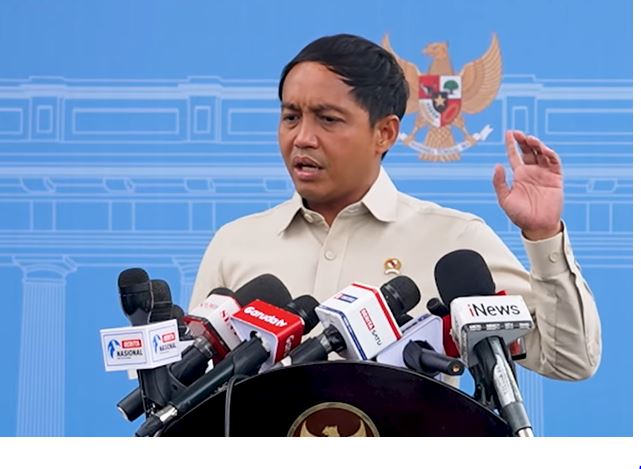 Prabowo Cabut Perda yang Izinkan Bakar Lahan, Menhut: Pemerintah Siapkan Alat Berat untuk Masyarakat