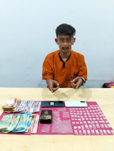 83 PAKET SABU DISITA, PENGEDAR DI BUKIT RANAH GAK BERKUTIK! Polsek Kampar SIKAT HABIS, Kapolsek: Jangan Main-Main di Wilayah Kami!