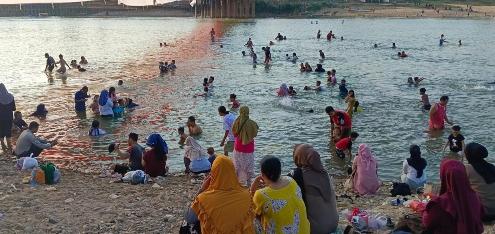 Kapolda Riau Berhasil Pulihkan Sungai Kuantan, Jadi Wisata Warga