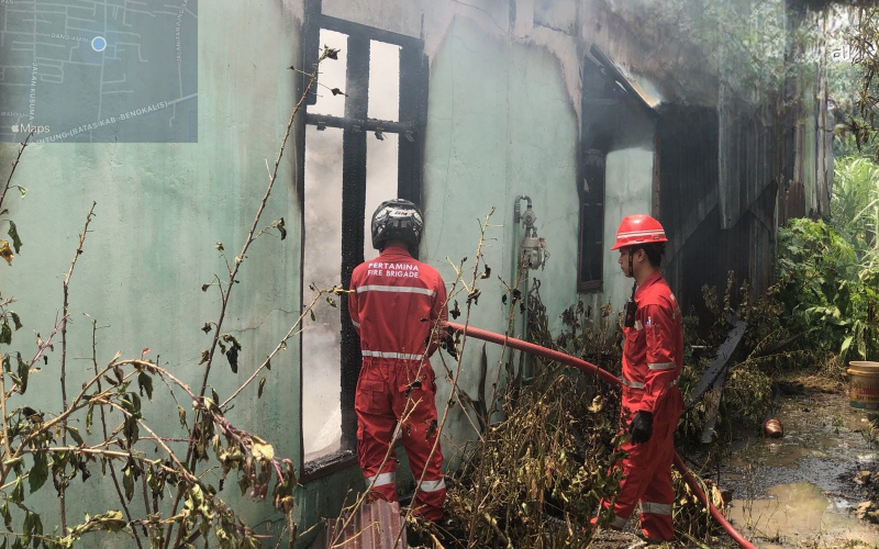 Kilang Pertamina Dumai Bantu Padamkan Kebakaran Rumah Warga di Jaya Mukti