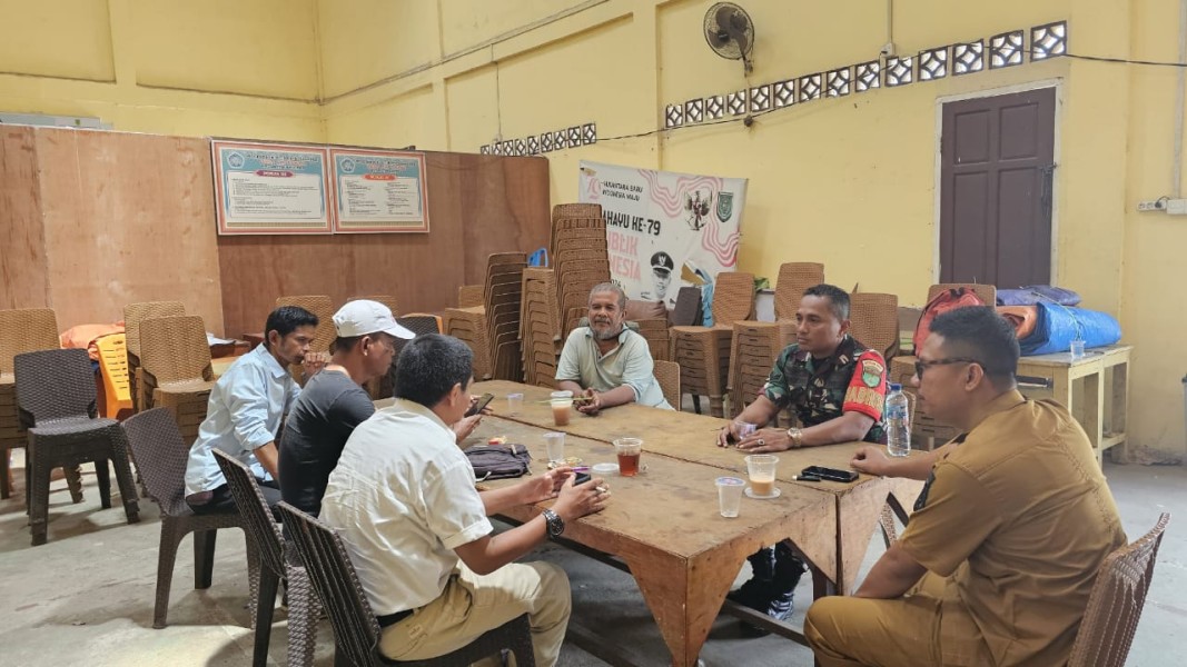 Perkuat Koordinasi, Babinsa Koramil 06/Kateman Silaturahmi Bersama Pemdes dan Pengurus Koprasi