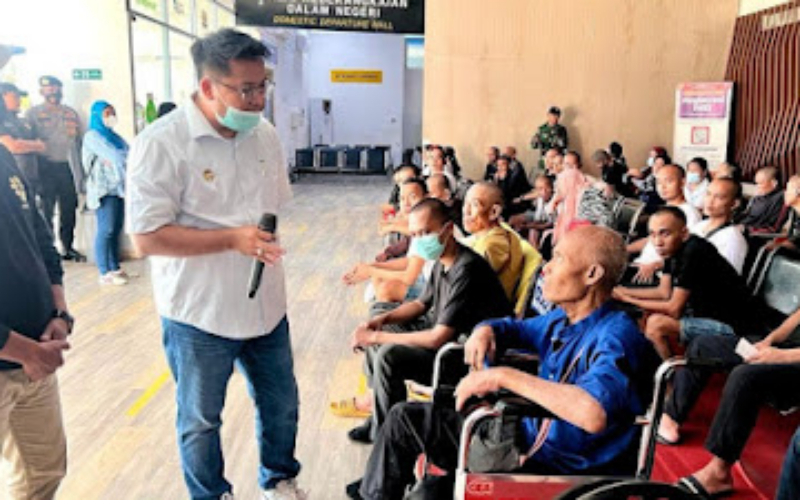 2.707 PMI Bermasalah Dipulangkan via Riau, Sumut Terbanyak