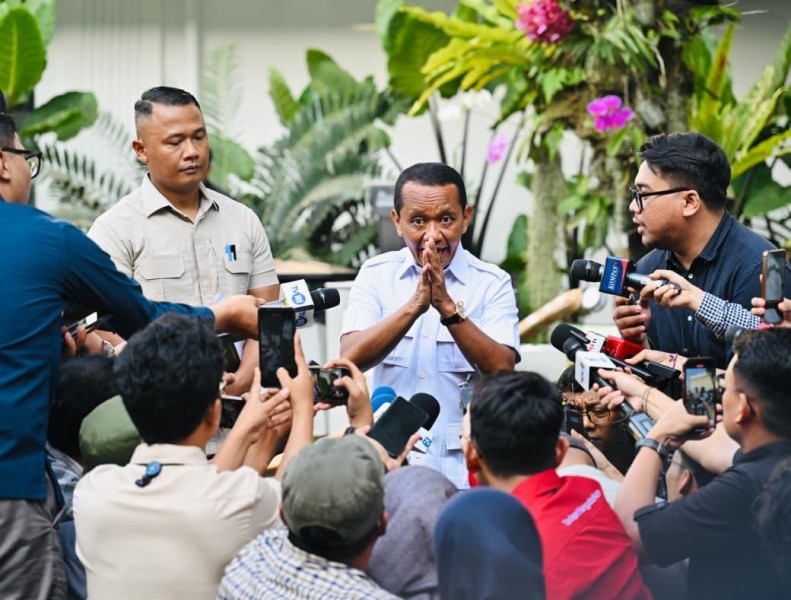 Prabowo Bahas Ketahanan Energi, Bahlil Pastikan Pasokan BBM Aman