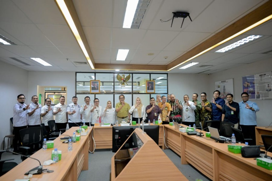 Hadiri Rakor KKKS, Bupati Kasmarni Tegaskan Komitmen Sinergi Pengelolaan Energi Berkelanjutan