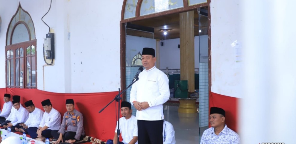 Pemda Rohul Awali Safari Ramadhan di Desa Talikumain