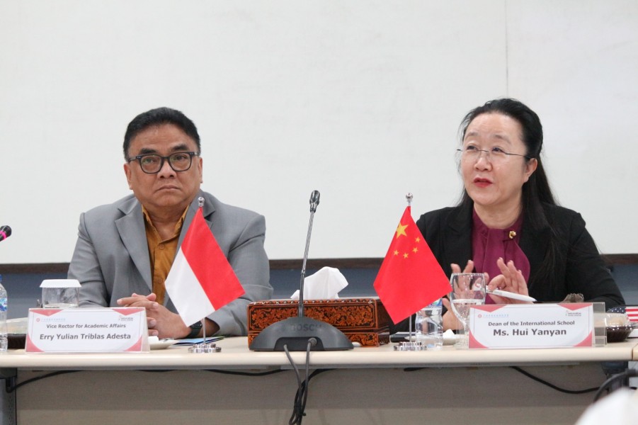 Universitas Bandar Lampung Perkuat Internasionalisasi melalui Kerja Sama dengan Guangzhou Huashang College Tiongkok