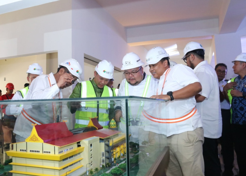 Tinjau Pembangunan Pasar Bawah, Wako Agung: Saya Kira Sudah Diatas 50 Persen, Ternyata Masih 43 Persen