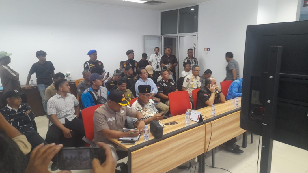 Agar Tak Kangkangi Perda, Operasional PT KIMI di Pelabuhan PT Pelindo Perawang Resmi Dihentikan