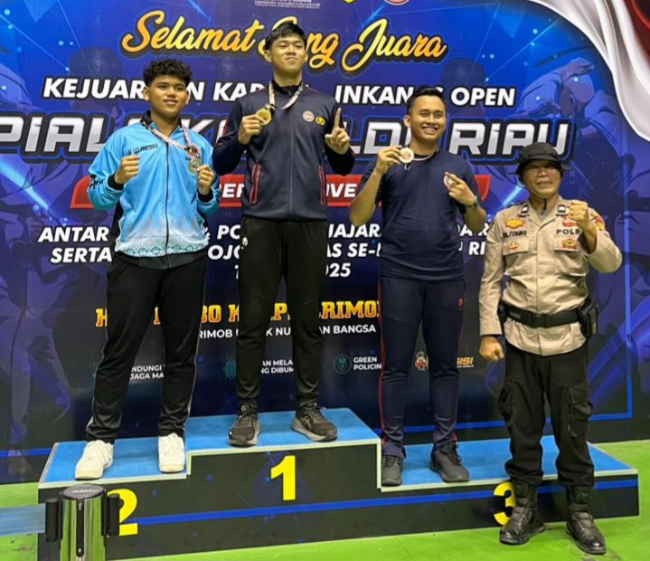 Samuel Raksyaka Samosir Raih Gelar Best of The Best di Kejuaraan Karate Inkanas Kapolda Riau 2025