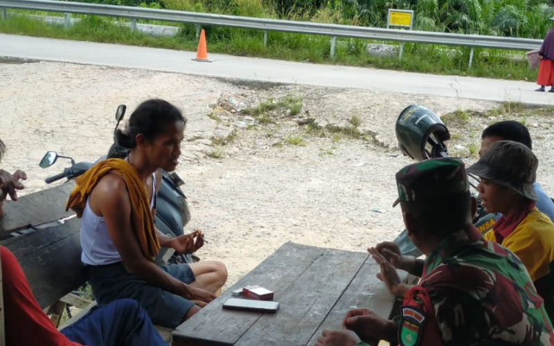 Koramil 03/Sungai Sembilan Pererat Sinergi dengan Warga Lewat Komsos Babinsa