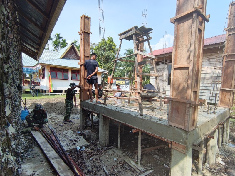 Langkah Cepat Satgas TMMD Ke-129 Hadirkan Sarana MCK bagi Warga Pangkalan Terap