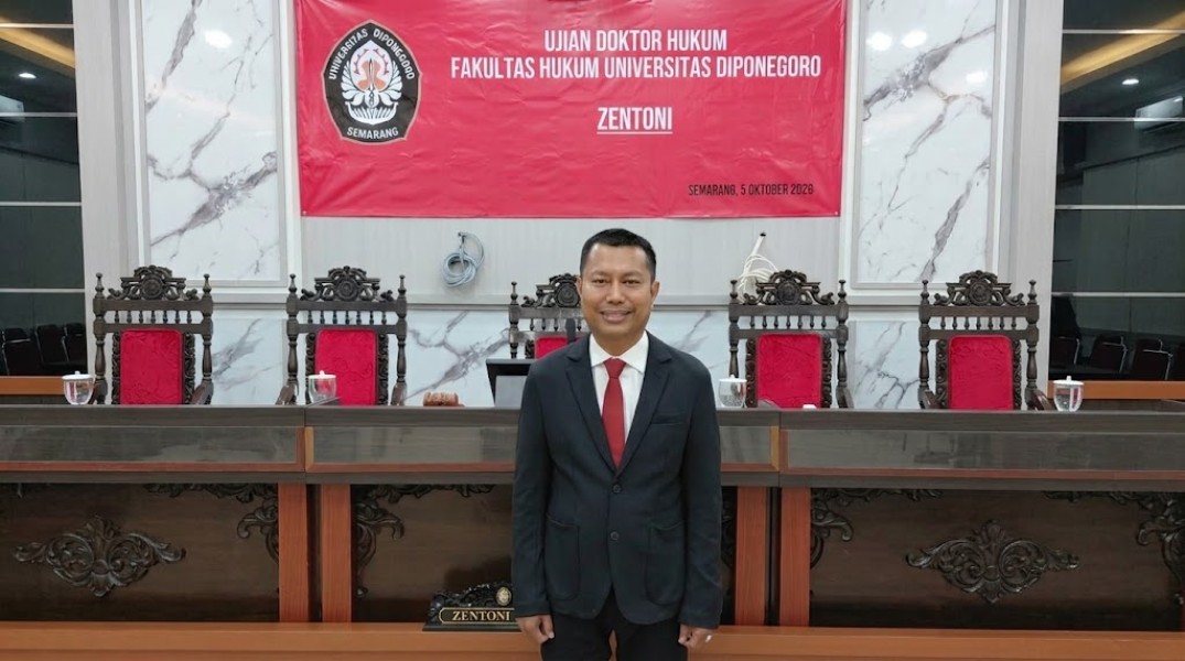 Zentoni Raih Gelar Doktor Hukum dari Universitas Diponegoro, Usulkan Pengadilan Khusus Konsumen