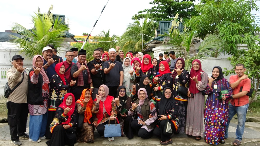 Bupati Inhil Lepas Bantuan Rp260 Juta untuk Korban Musibah Sumbar melalui IKMR