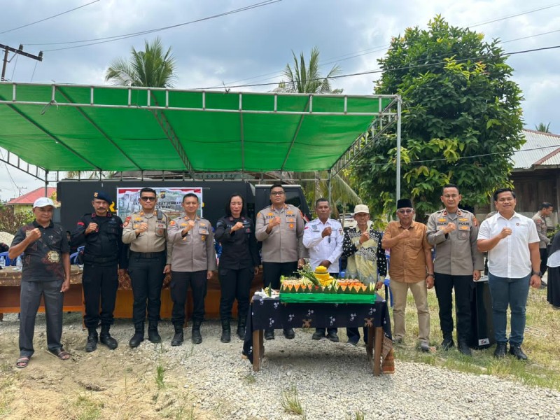 Kapolres Kampar 'Pimpin' Doa Bersama Renovasi Jembatan Gobah!