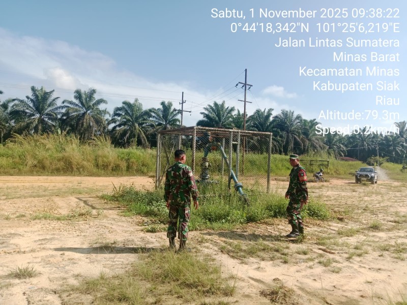 Babinsa Sertu Sugiarto Pimpin Patroli Penguatan Binter SKK Migas PHR di Minas Field