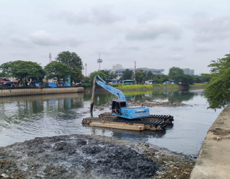 Ratusan Pompa Disiagakan, DKI Tingkatkan Antisipasi Banjir