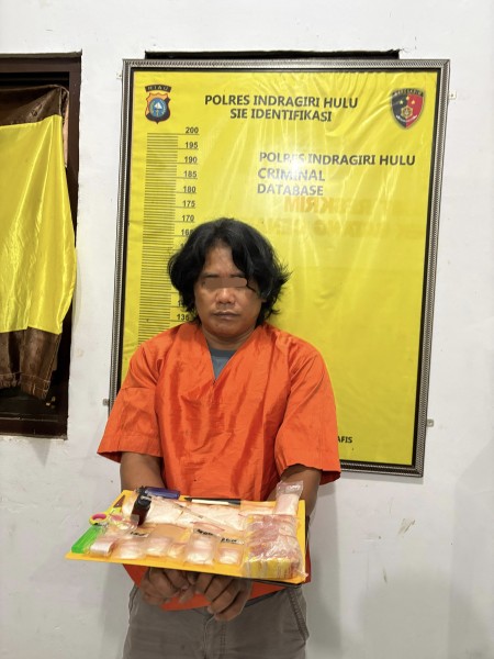 Polsek Batang Cenaku Ringkus Bandar Sabu Duperbatasan Kecamatan, Puluhan Gram Sabu Ditemukan