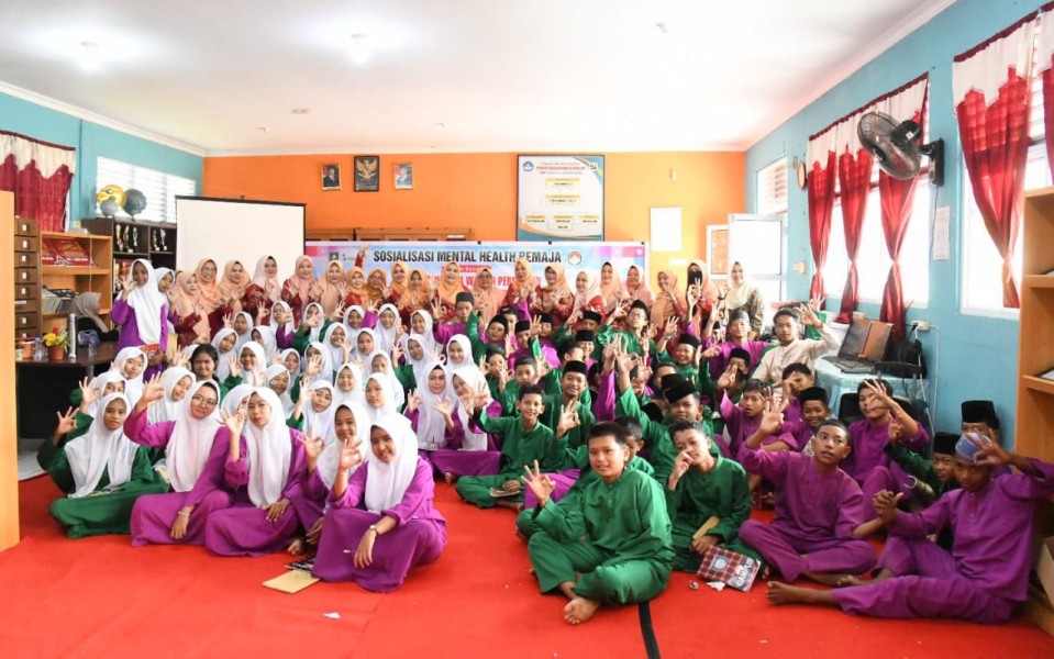 Sempena HUT ke-26, DWP Bengkalis Bekali Siswa SMPN 3 Bengkalis dengan Edukasi Kesehatan Mental Remaja