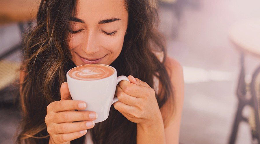 Amankah Minum Kopi Setelah Bangun Tidur? Ini Penjelasan dari Ahli