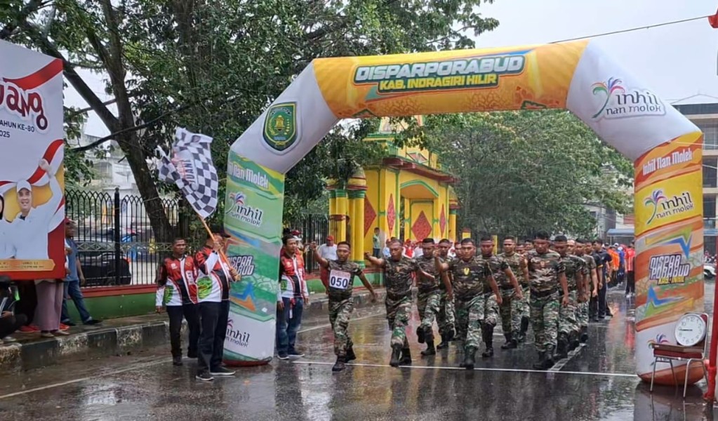 Personel Kodim 0314/Inhil Ikuti Lomba Gerak Jalan Beregu Peringati HUT ke-80 RI