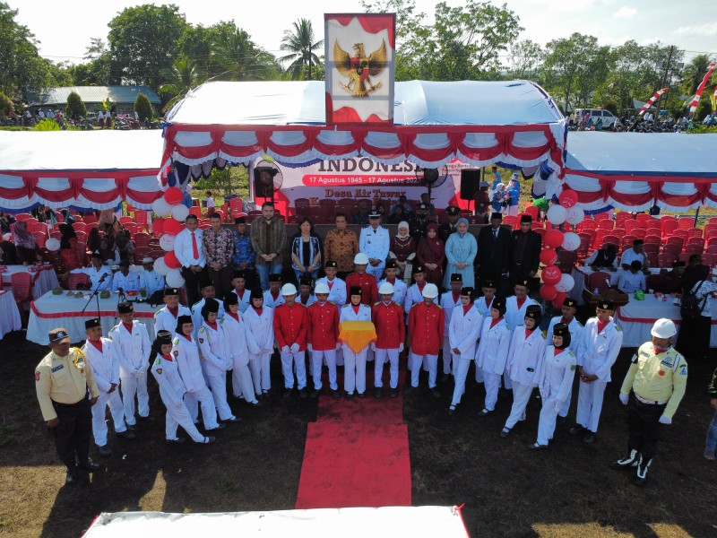 Babinsa Koramil 06/Kateman Ikuti Upacara HUT RI ke-80 di Desa Air Tawar