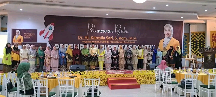 Luncurkan Buku 
