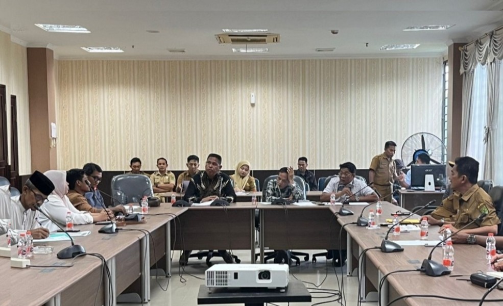 Terungkap di RDP DPRD Inhil, WNA Diduga Kuasai Lahan Puluhan Tahun di Kuala Sebatu