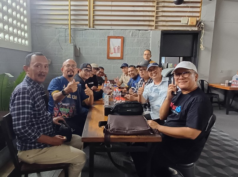 Ketua PWI Riau Resmi Buka Kejuaraan Tenis Meja dan Domino, Ratusan Wartawan Ikut Memeriahkan