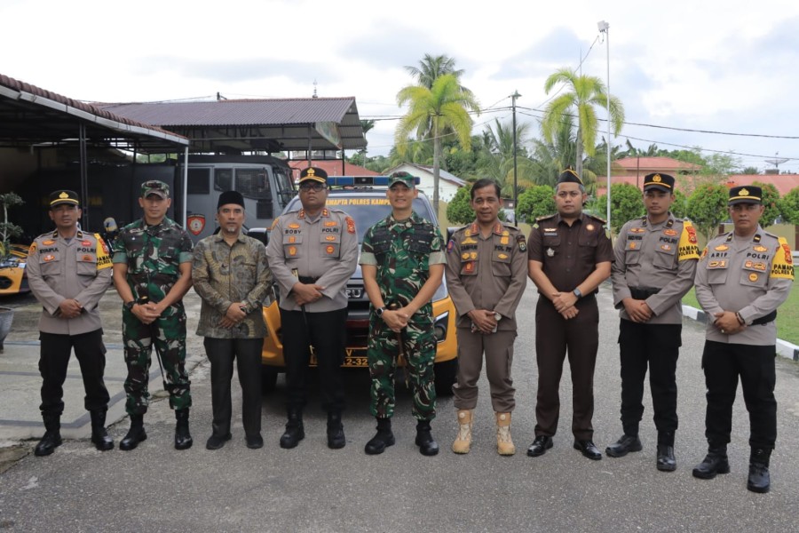 Polri Semakin Presisi! Polres Kampar Perkuat SPKT dengan Pamapta, Kapolres: 'Etalase Terdepan Pelayanan Polri!'