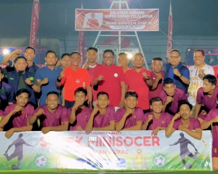 Bupati Pelalawan tutup Turnamen Mini Soccer Cup II Kecamatan Pangkalan Kuras