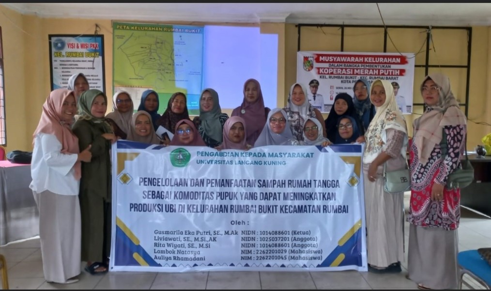 Dosen Unilak Pengabdian Masyarakat, Bantu Petani Ubi di Rumbai Dengan Pupuk Ramah Lingkungan