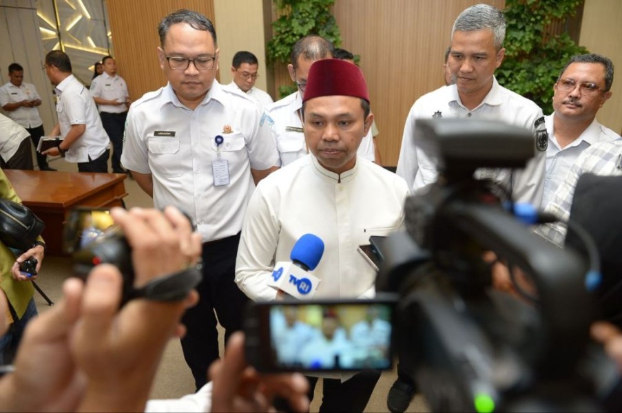 Gubri Abdul Wahid Bawa Aspirasi Warga Dusun ke PLN Pusat, Komitmen Percepatan Pengadaan Listrik