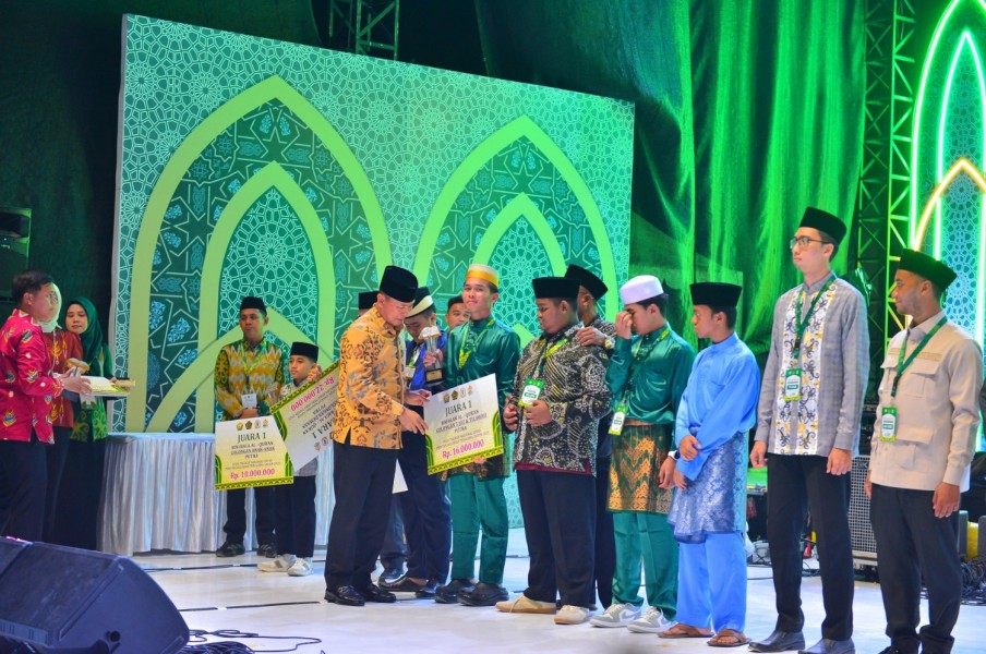 Kafilah Riau Borong Tiga Gelar Terbaik 1 di STQH Nasional XXVIII Kendari