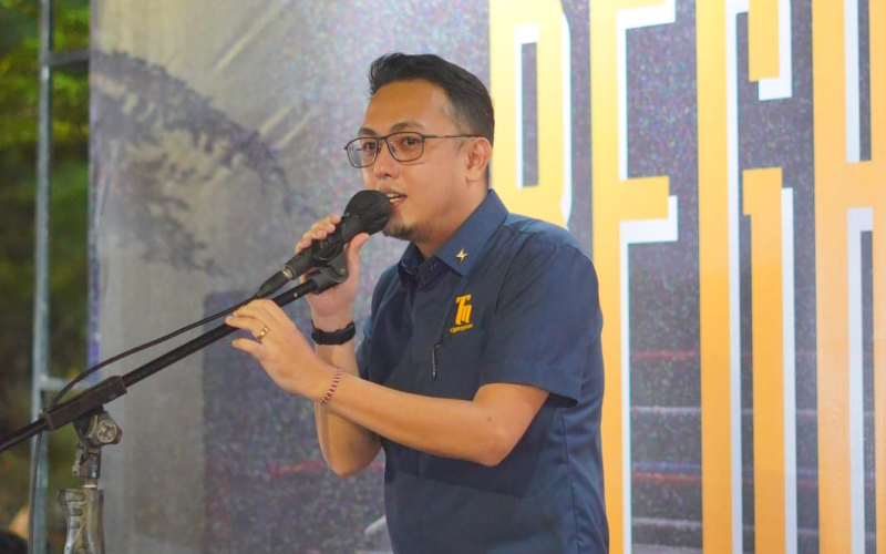 Viencent Support Ajang Stand Up Comedy 'BEGADOH' di Dumai