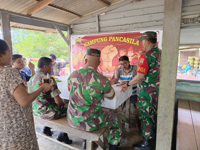 Babinsa Koramil 03/Minas Sosialisasikan Nilai-Nilai Pancasila di Kampung Pancasila Minas Jaya, Ini Tujuannya!