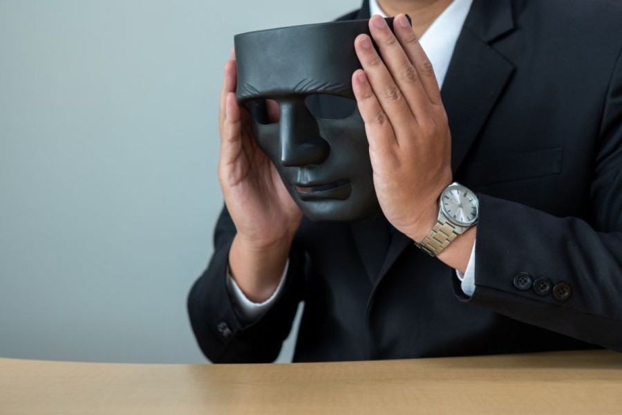 Kenali Kebohongan, Ini 10 Tanda Seseorang Sedang Tidak Berkata Jujur