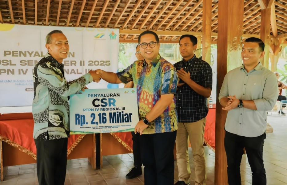 PTPN IV Regional III Salurkan Rp8,1 Miliar TJSL, Sentuh Pendidikan hingga Bencana
