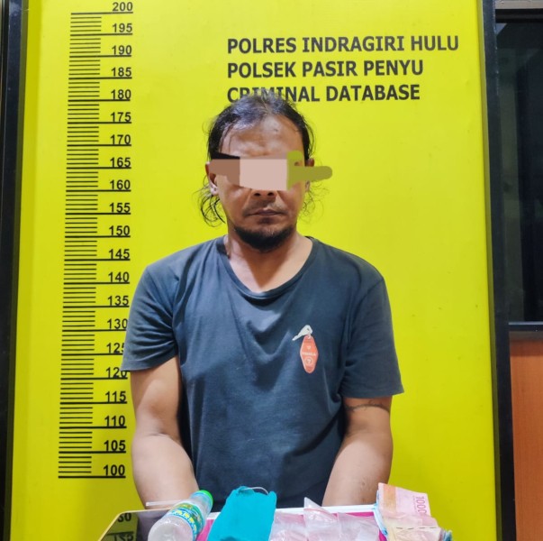 Simpan 7 Bungkus Sabu Dalam Kantong Hitam, Antarkan Adi Asil Ke Jeruji Polsek Pasir Penyu