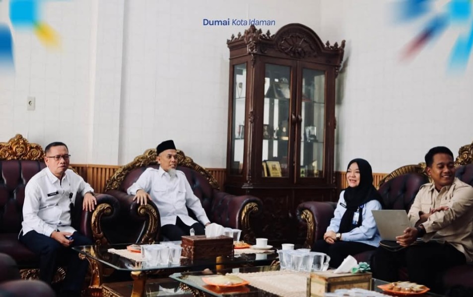 Dikunjungi BGN, Walikota Dumai Komitmen Sukseskan Program MBG