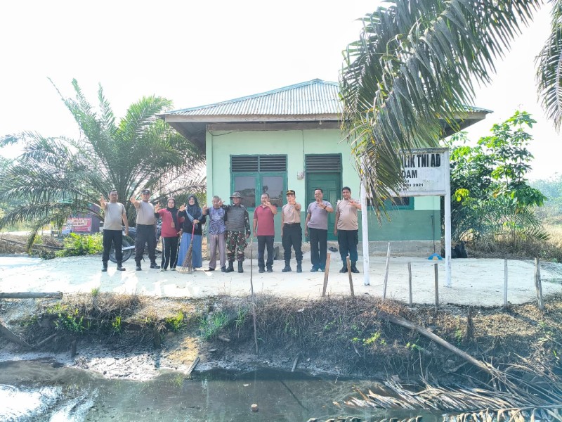 Serka R Girsang Hadiri Apel Dan Gotong Royong Upika Sungai Mandau