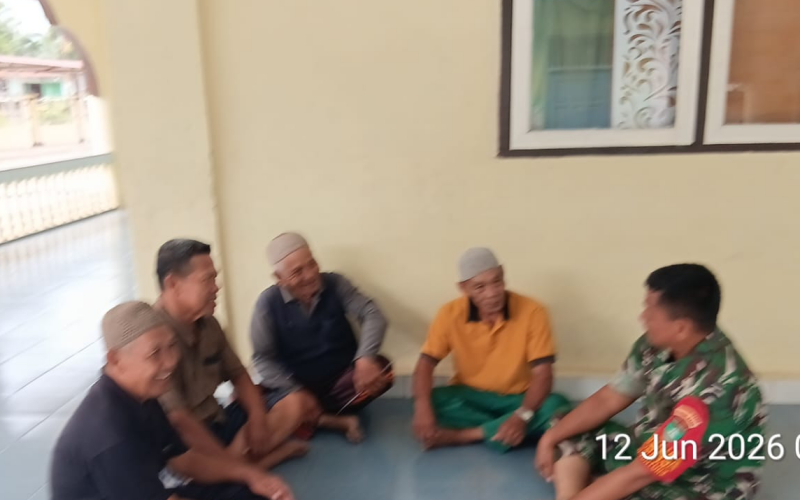 Babinsa Guntung Dorong Pemuda Aktif di Masjid dan Jauhi Pergaulan Negatif