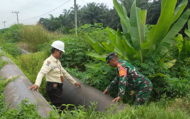 Jaga Objek Vital Nasional, Koramil 03/SS Bersama PHR Gelar Patroli dan Sosialisasi Keamanan Pipa Minyak