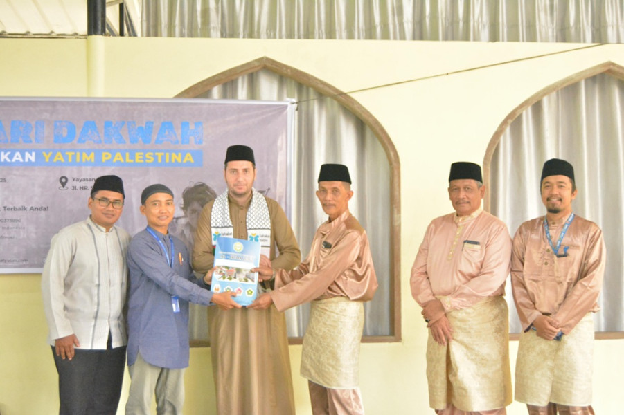 Safari Dakwah Palestina di Sekolah Al Huda Pekanbaru, Disambut Hangat Oleh Siswa-Siswi