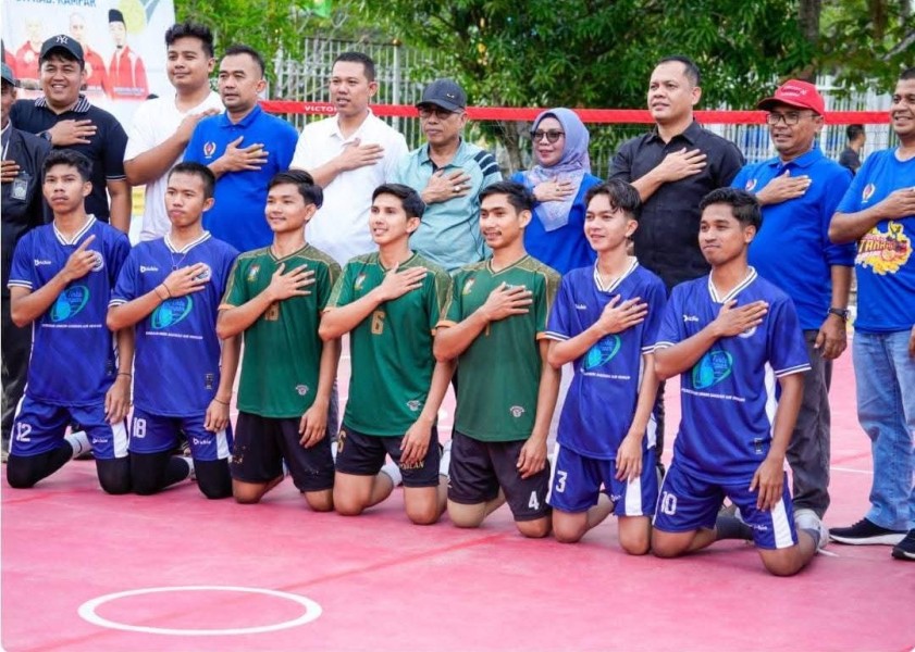 Wabup Kampar Tutup Kejurkab Sepak Takraw, Janji Dukungan Penuh untuk Pembinaan Atlet