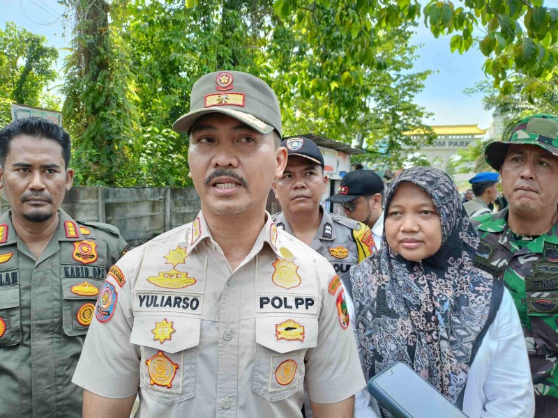 Satpol PP Pekanbaru Tertibkan Kembali PKL Pasar Tumpah Ahmad Yani