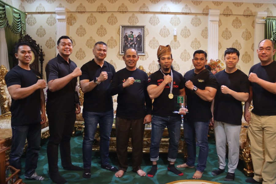 Bangga! Rizkan Asal Inhil Raih Juara Dunia Strongman di Irlandia