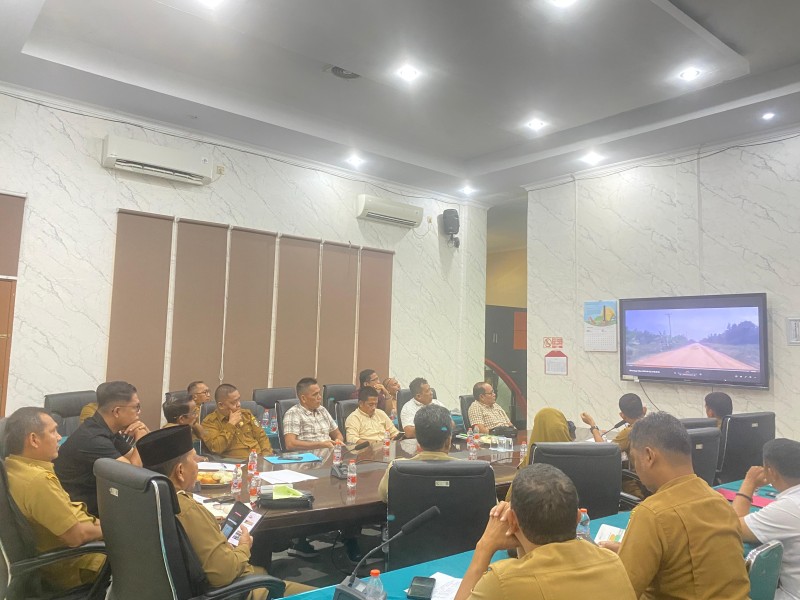 Pemkab Pelalawan Gelar Rapat Fasilitasi Penanganan Jalan Lintas Bono
