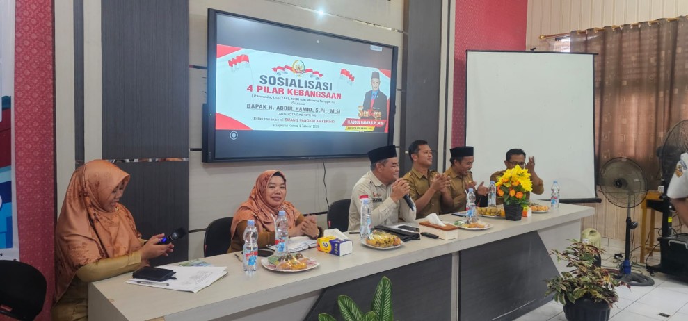 Abdul Hamid Tanamkan Empat Pilar di SMAN 2 Pangkalan Kerinci